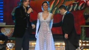 Carla Conte vestido transparenta tanga en TV damageinc mujeres