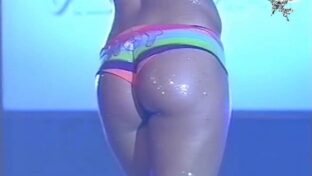Jessica Cusnier culo en tanga desfile Videomatch damageinc mujeres