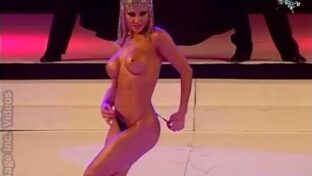 Adabel Guerrero y un desnudo completo !