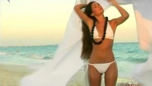 carina monteleone portfolio bikini blanco FTV damageinc famosas