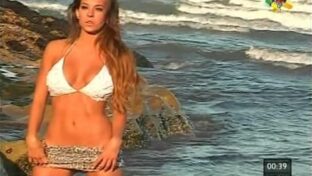 Noelia Marzol tetotas bikini portfolio San Luis Experience damageinc mujeres