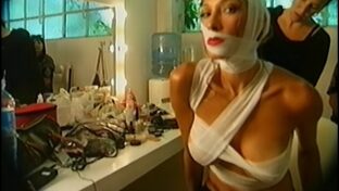 Catherine Fulop semi desnuda Divas en Exceso damageinc mujeres