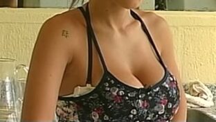 Jesica Hereñu tetotas top escotado Gran Hermano 2011 damageinc famosas