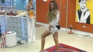 Natali Kessler hot shorts Gran Hermano damageinc famosas