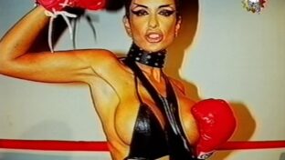 Daniela Cardone portfolio desnudo de boxeadora hot