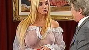 Sabrina Pettinato transparenta tetas en Petardos TV damageinc famosas
