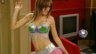 Luisana Lopilato y Agustina Cherri odaliscas sexy en Pensionados TV damageinc famosas