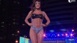Jesica Cirio bikini Desfile Mar Del Plata Moda Show 2012 damageinc mujeres