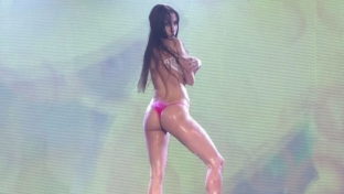 Magui Bravi desnuda bailando 2012 stripdance damageinc famosas