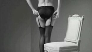 Mónica Antonopulos portfolio desnudo lingerie encaje Sábado Bus TV damageinc famosas