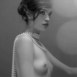 Constanza Saravia desnuda modelo uruguaya hot