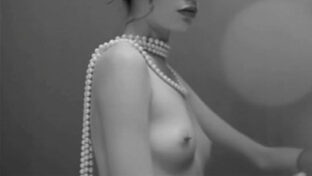 Constanza Saravia desnuda modelo uruguaya portfolio Sábado Bus TV damageinc videos