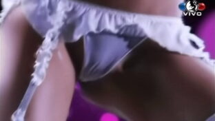 Lola Bezerra marcando papo en tanga portfolio enfermera hot Muñeca Sábado Bus TV damageinc videos