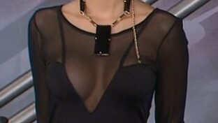 Barby Franco tetas escote transparencias A Todo o Nada TV damageinc famosas