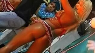 Jesica Cirio meneando el culo en Gualeguaychu