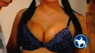 Mariana de Melo gauchita hot se queda en tanga y corpiño