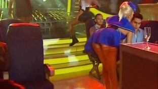 Barbie Vélez upskirt gambas hot Britney Spears Tu Cara Me Suena TV damageinc videos