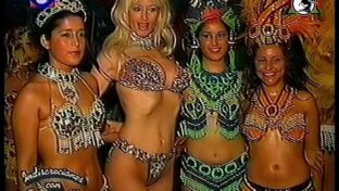 Amalia Yuyito González vedette argentina tetona en el carnaval damageinc videos