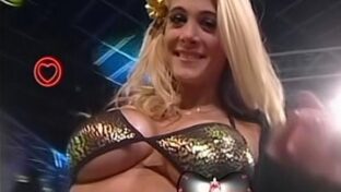 Florencia Maggi rubia tetona underboob hot en Pasión de Sábado TV damageinc videos