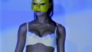 Lorena Ceriscioli y Débora Bello desfile lingerie El rayo TV damageinc videos