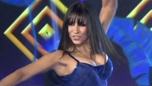 Marixa Balli morocha de tetas grandes y escote hot Bailando 2017 TV damageinc videos