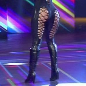 Barby Silenzi in a black catsuit in Bailando 2017