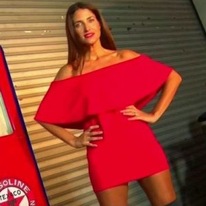 Alejandra Martinez piernas hot vestido rojo garage tv damageinc videos famosas