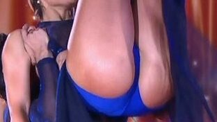 el papo y las piernas de becky vazquez en shorts damageinc videos famosas