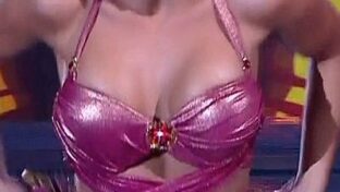 maria sol perez tetas en top escotado en showmatch damageinc videos famosas