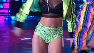 micaela viciconte modelo fitness en mini shorts damageinc videos famosas