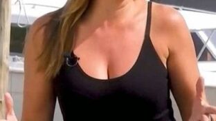 Lorena Franceschetti escote top negro tetas grandes damageinc videos famosas
