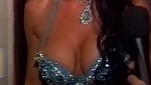 Silvina Luna and Pamela David showgirls backstage