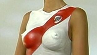 Vicky Fariña tetas pezones bodypaint hot damageinc videos famosas