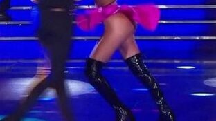 luli salazar upskirt y piernas sexy en botas negras cumbia bailando 2019 damageinc videos