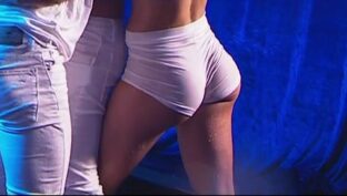 cinthia fernandez culo mojado en shorts transparenta tanga Bailando 2019 damageinc videos