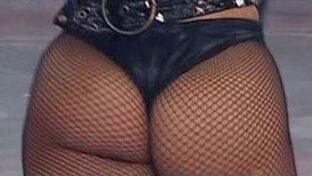 tremendo culo de barby silenzi en tanga negra y medias caladas bailando 2019 damageinc videos