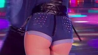 el culo de la actriz griselda siciliani en shorts de jean bailando 2019 damageinc videos