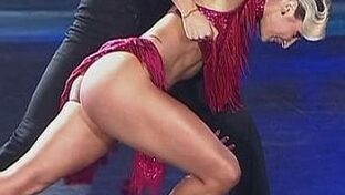 piernas fitness y upskirt de Bianca Iovenitti en bailando 2019 damageinc videos