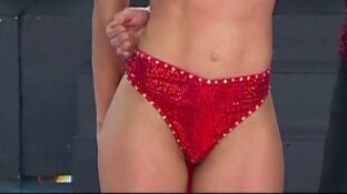 cinthia fernandez cuerpazo fitness en tanga y top rojo bailando 2019 damageinc famosas