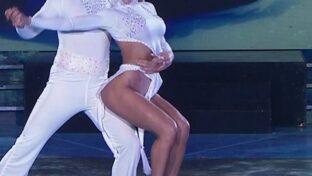 piernas esculturales de macarena rinaldi bailando 2019 damageinc videos