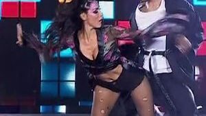 Silvina Escudero reggaeton caleinte en Bailando 2019 damageinc videos