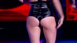 el culo de Sofía Jimenez en hot shorts damageinc famosas
