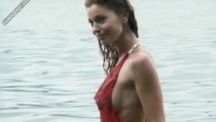 Karina Mazzocco bikini en la isla de Caras