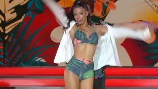 Camila Lonigro bikini retro cumbia Bailando 2023 damageinc famosas