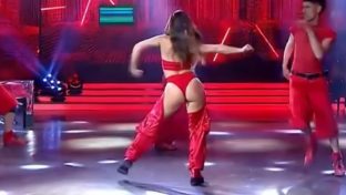 Camila Homs culo tanga roja reggaeton hot Bailando 2023 damageinc famosas