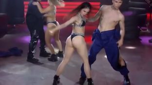 Morena Sánchez culo en tanga negra reggaeton hot Bailando 2023 damageinc famosas