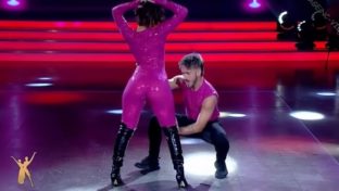 Martu Morales culazo catsuit rosa cuarteto Bailando 2023 damageinc famosas