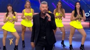Bailarinas staff Bailando 2023 minifalda flúo damageinc famosas
