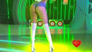 Nicky Vega orto en hot shorts Pasión de Sábado damageinc famosas