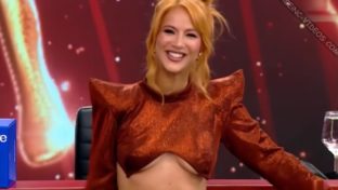 Flor Vigna underboob tetas oops Bailando 2023 damageinc mujeres